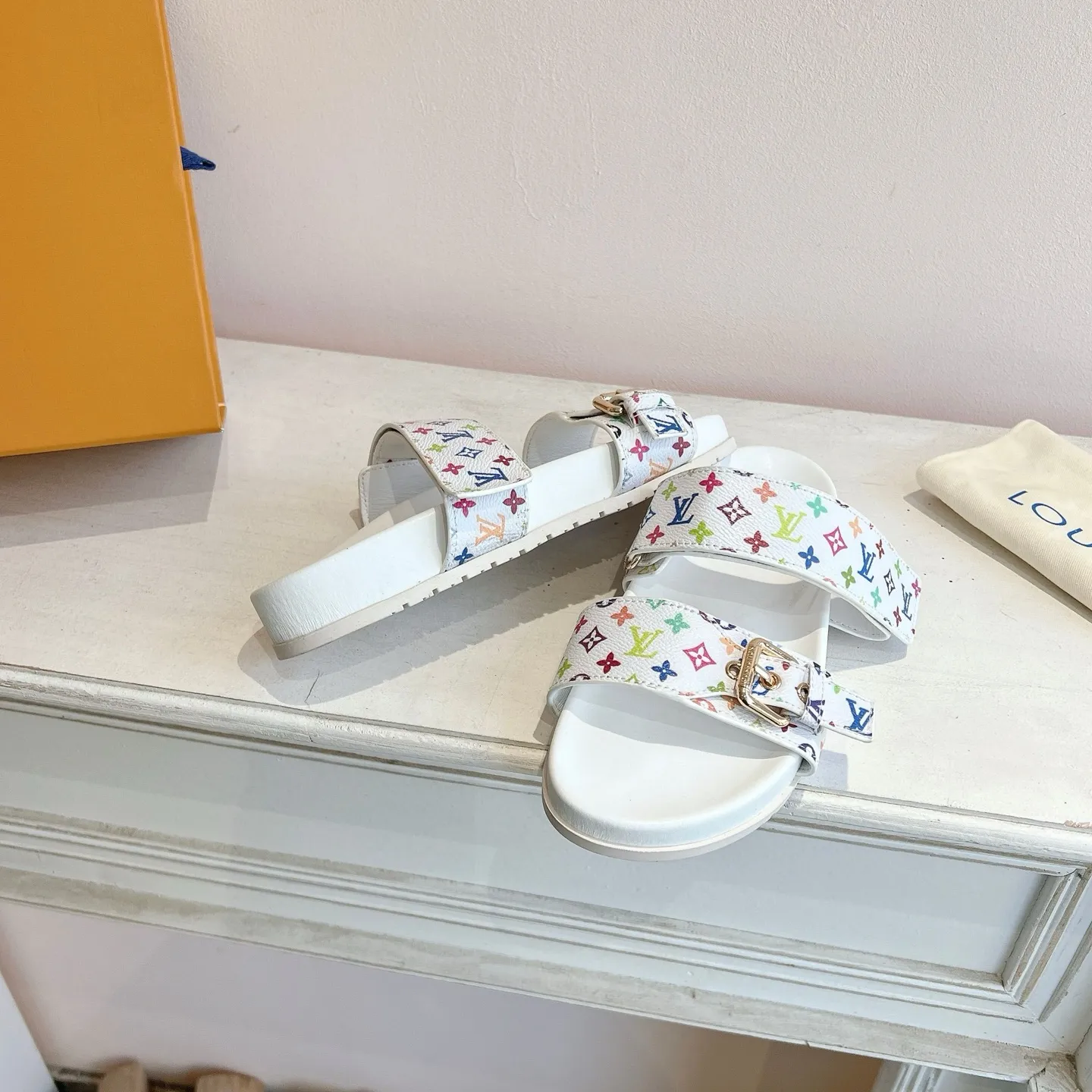 👟👟Ex-factory price 380👟👟 Lv summer boat trailer series, 35-45 with full package